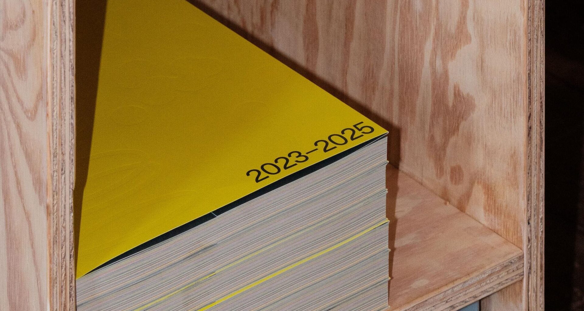 Welche Farbe hat der Osten: Chemnitzer Verein veröffentlicht „Pochen-Logbuch“