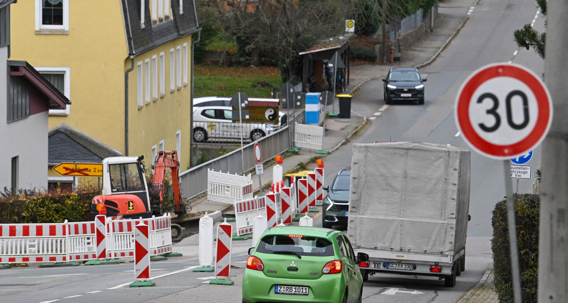 Ende der Baustelle an Oberer Hauptstraße in Sicht