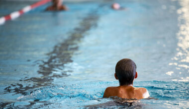 Stadt im Erzgebirge will Schwimmbad bauen“