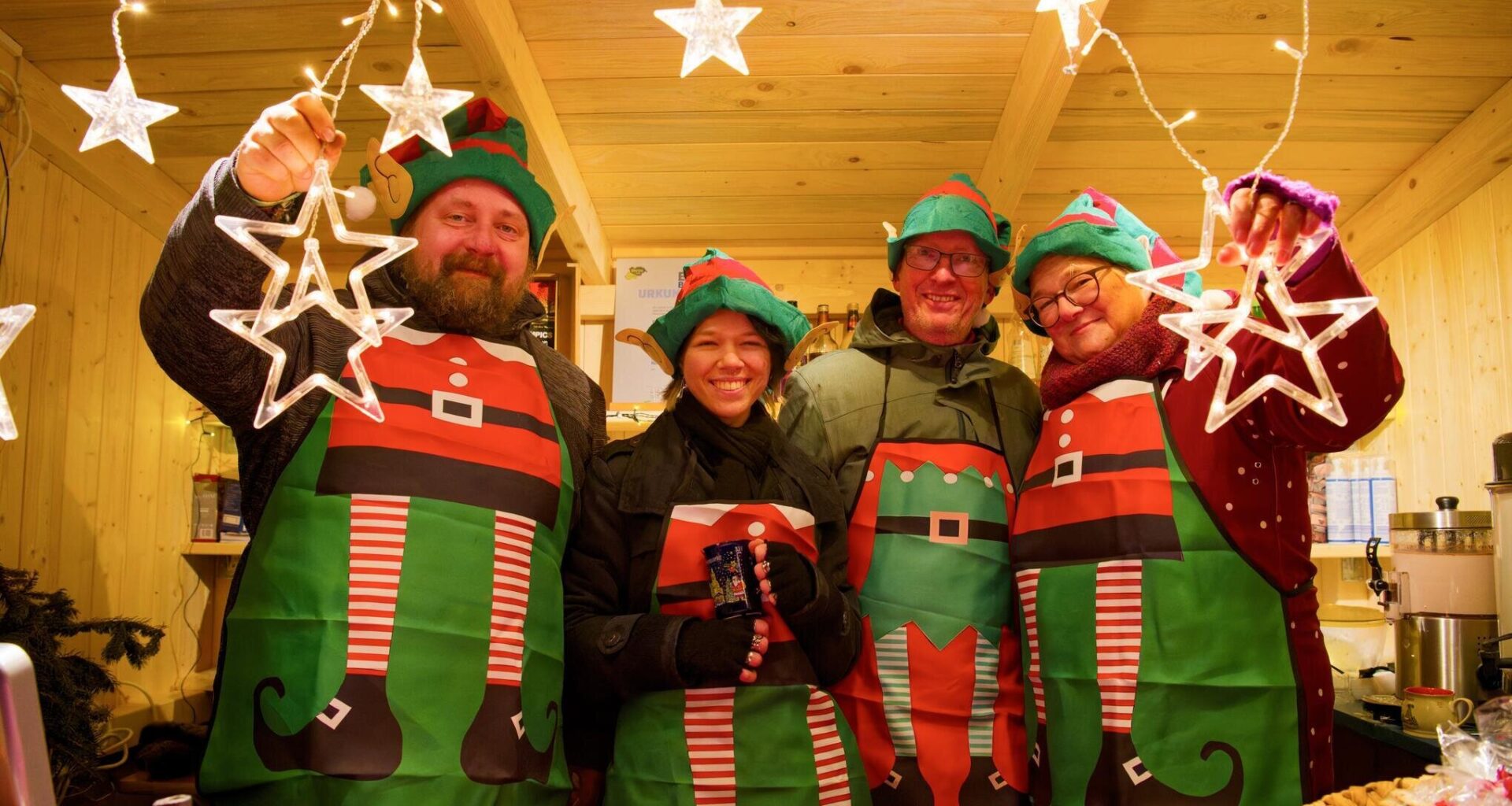 Weihnachtsmarkt lockt Besucher nach Niederwürschnitz