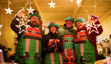Weihnachtsmarkt lockt Besucher nach Niederwürschnitz