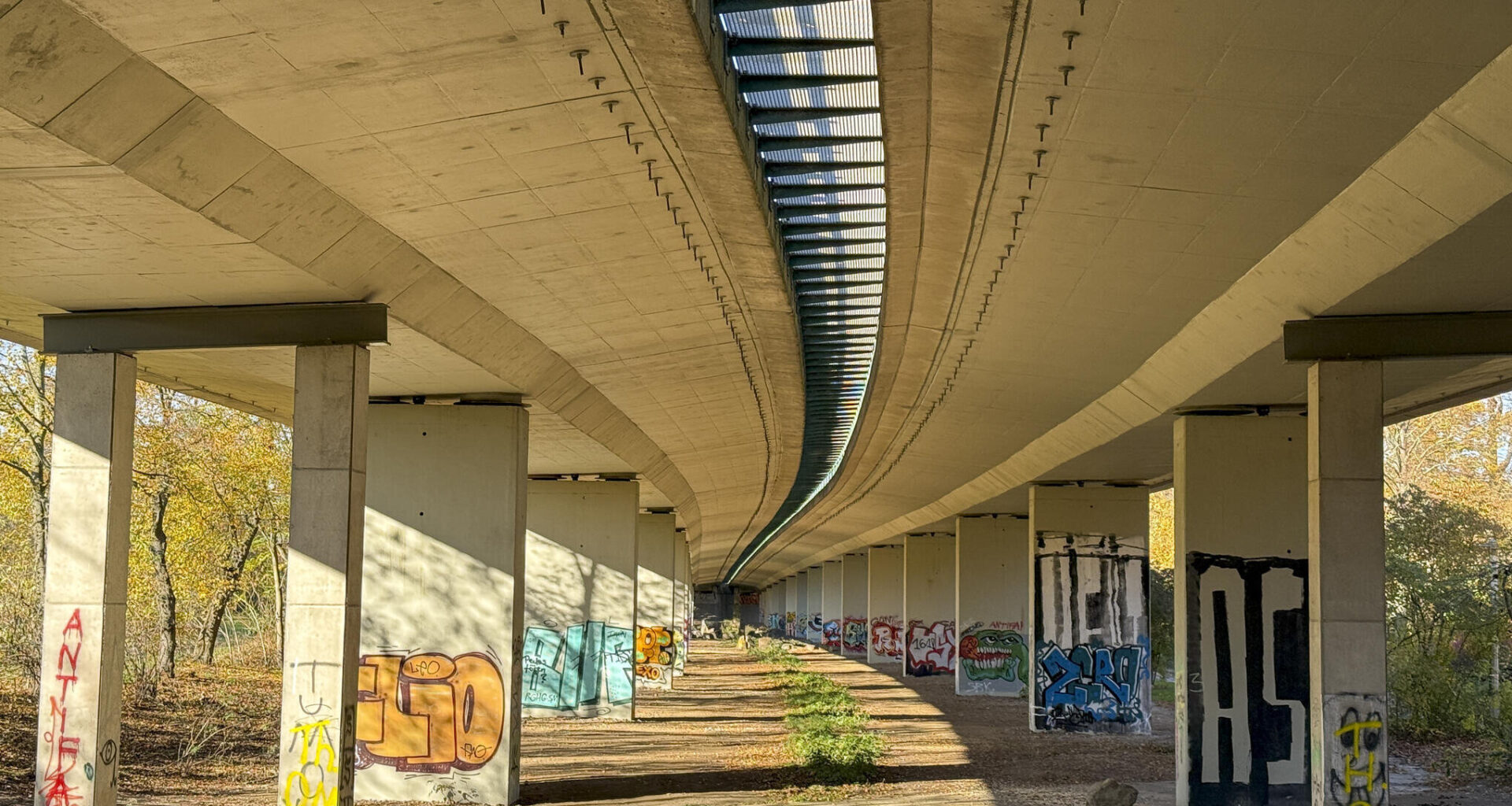 Westlicher Strang der Agra-Brücke bei Leipzig bald komplett dicht