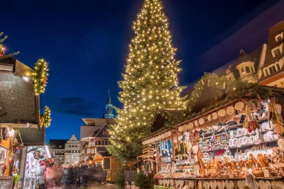 Last‑Minute Weihnachtsmarkt 2025 in Sachsen – Welche Weihnachtsmärkte haben jetzt noch geöffnet? - Super für Familien geeignet: Der Weihnachtsmarkt in Zwickau.