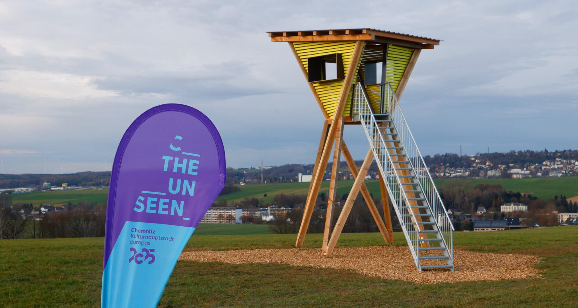 Oberlungwitzer Kunstwerk mit Aussicht und überraschendem Bezug zum Sachsenring