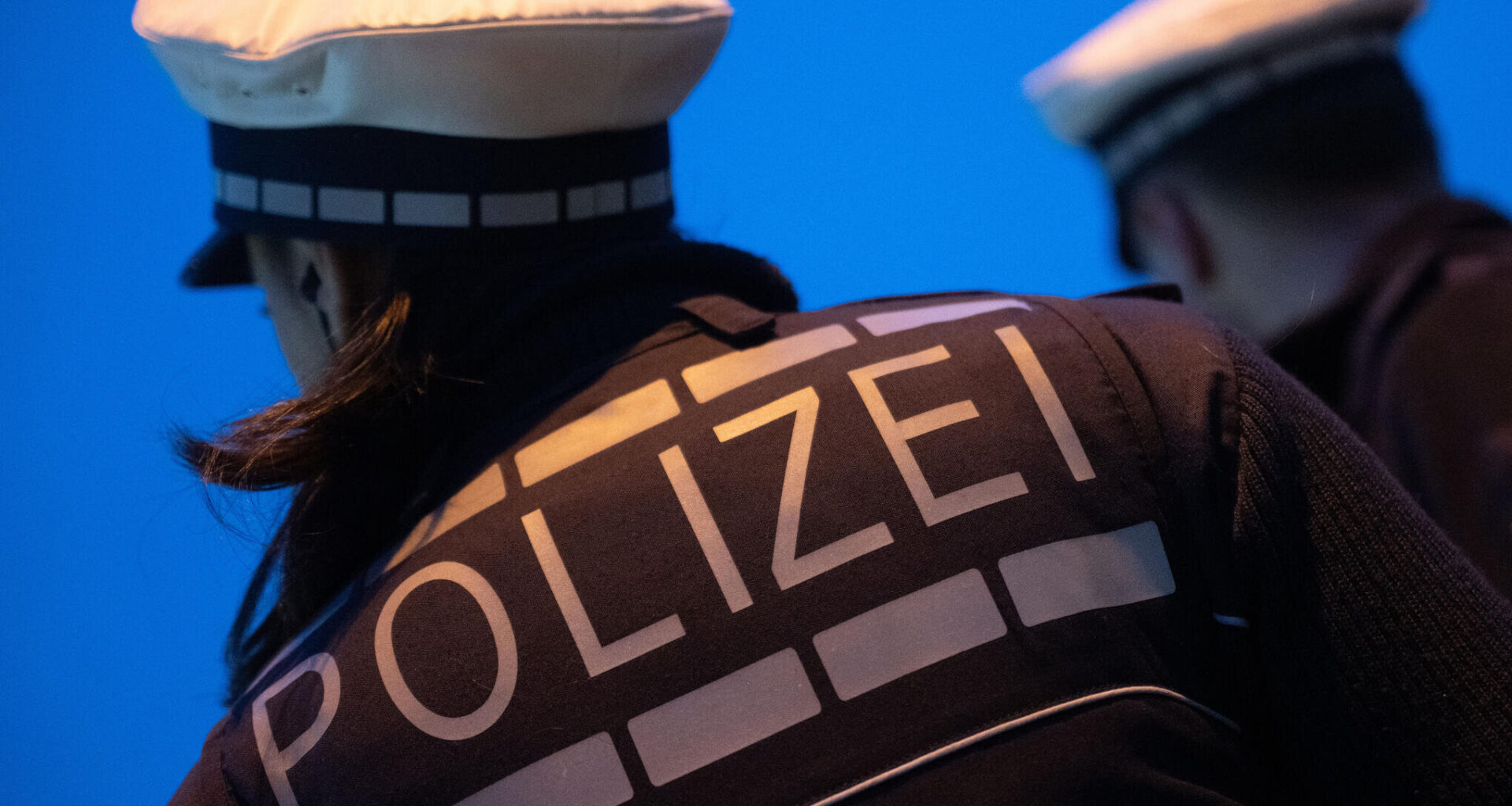 Polizei stellt 15-jährige Chemnitzer nach Nazi-Parolen