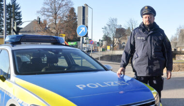 Der Mann für viele in Polizeiuniform