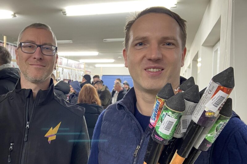 „Höher, größer, mehr“ oder doch lieber leise? Chemnitzer Feuerwerk-Experte will eigene Trends setzen
