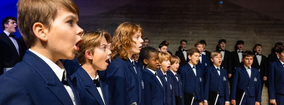 12-jähriger Wiesbadener tritt mit weltberühmtem Chor im Kurhaus auf