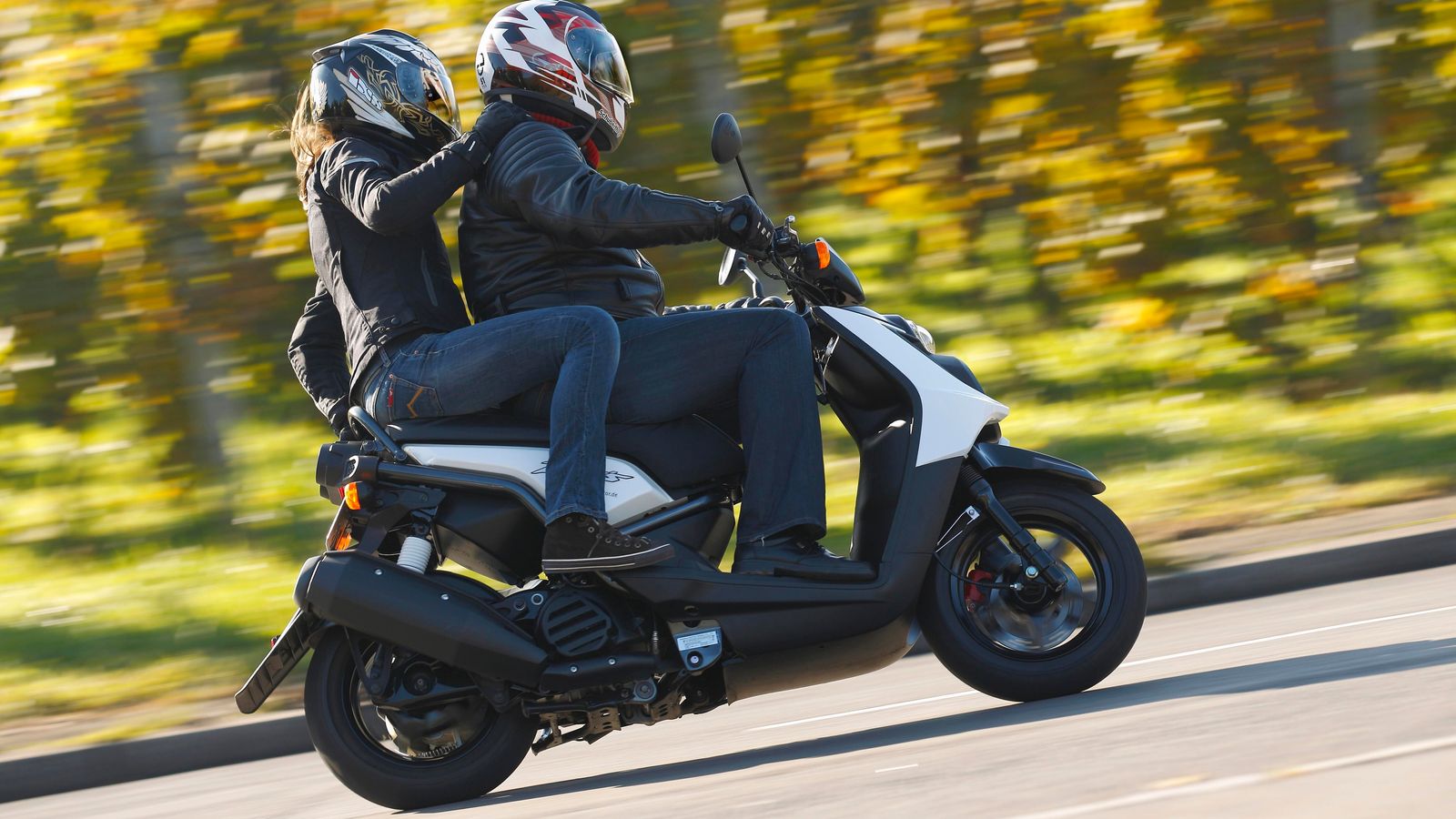 Viele Unfälle: Motorrad-Schein B196 für Autofahrer vor dem Aus?