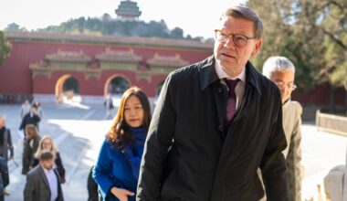 Außenminister in China: Wadephul dämpft Erwartungen im Rohstoff-Zoff | Politik