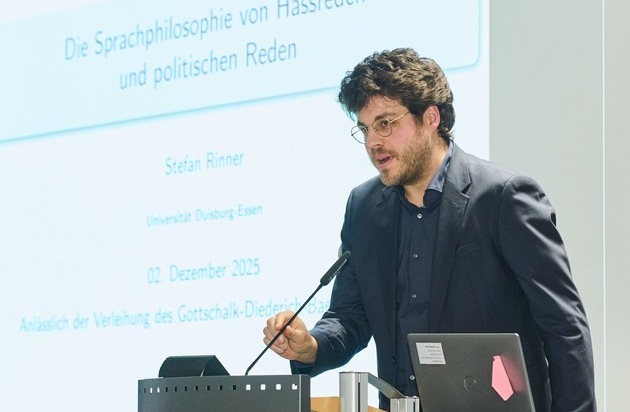 Mehr als Buchstaben und Wörter: Gottschalk-Diederich-Baedeker-Preis 2025 für Dr. ...