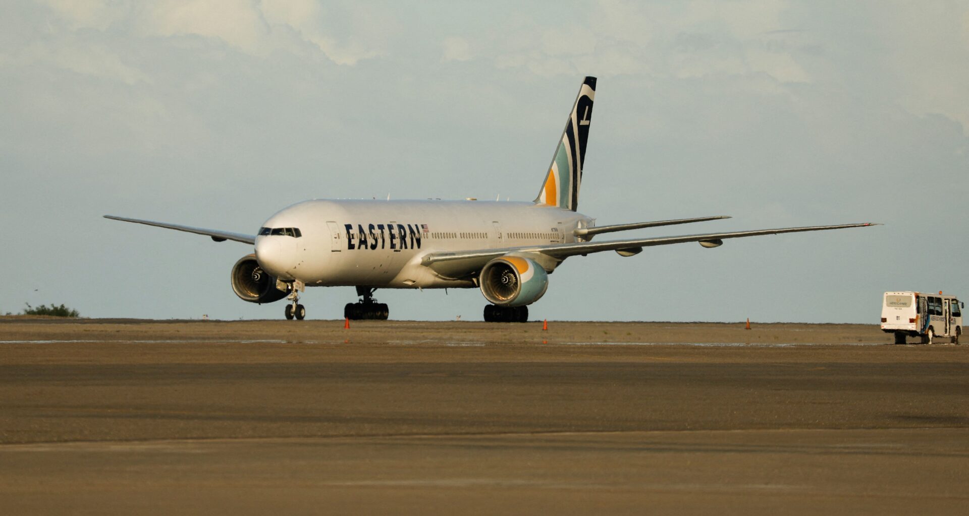 Flugzeug aus den USA mit zurückgeführten Migranten landet in Venezuela