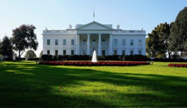 Trump weitet US-Einreiseverbot auf Syrien und weitere Staaten aus