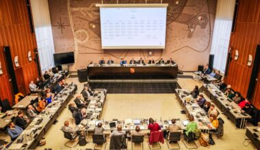 Gemeinderat stimmt zu Anwohnerparken, Nahverkehr und Bauturbo ab