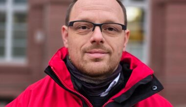 Sparpläne Stadt Karlsruhe streichen 1000 Stellen und belasten Verwaltung: verdi protestiert