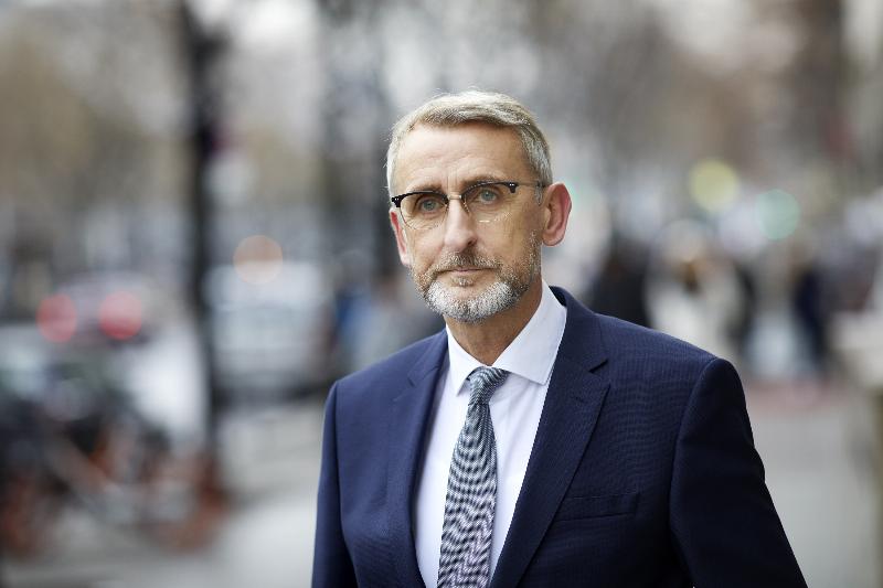 Hinter verschlossenen Türen — kreuzer online