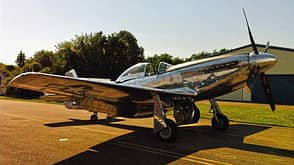 North American P-51D-25NA D-FBUN am Boden