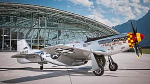 North American P-51D-30NA „Nooky Booky IV“ am Boden