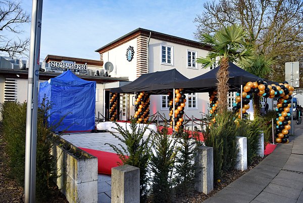 Im Scarabaé gibt es am letzten Tag des Jahres ein Vier-Gänge-Menü mit kulinarischen Highlights im Stil der Zwanziger. - © Barbara Franke