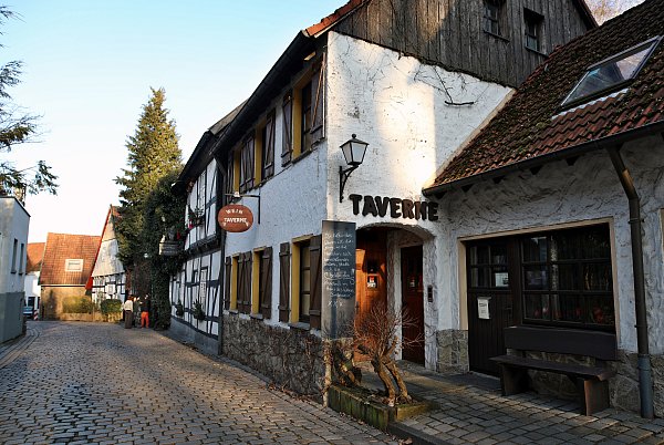 Auch im Erbsenkrug in Schildesche gibt es an Silvester 2025 fünf Gänge. - © Sarah Jonek