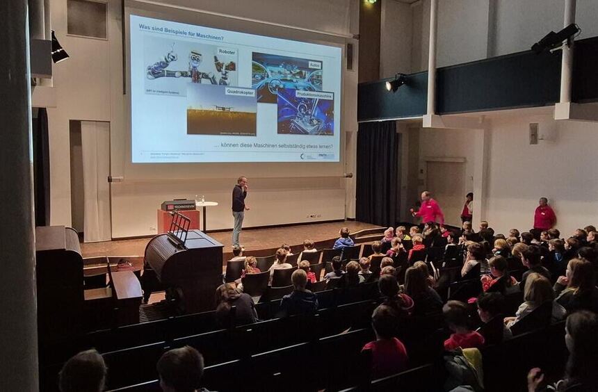 Wie lernen Maschinen? Bei der Mannheimer Kinder-Uni gab es die Antwort