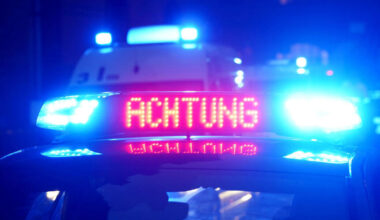 Garage brennt in Mannheimer Quadrat R7: Feuerwehreinsatz