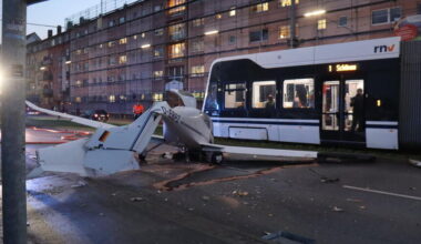 Motorflugzeug muss in Mannheim notlanden