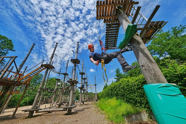 Der Kletterpark Bielefeld am Johannisberg hat zehn Höhen- und vier Übungsparcours. - © Andreas Zobe