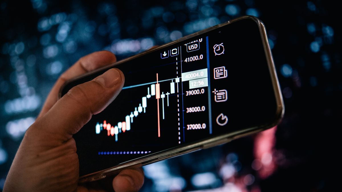 Aktien, Anleihen, Gold: Wohin mit 25.000 Euro im Dezember?