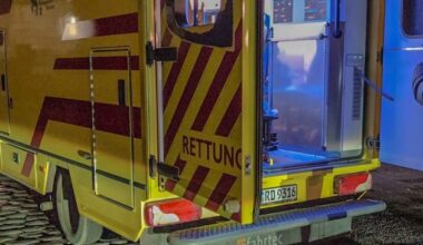 FW Dresden: Gewalt gegen Rettungskräfte - Patient bedroht Rettungskräfte und ...