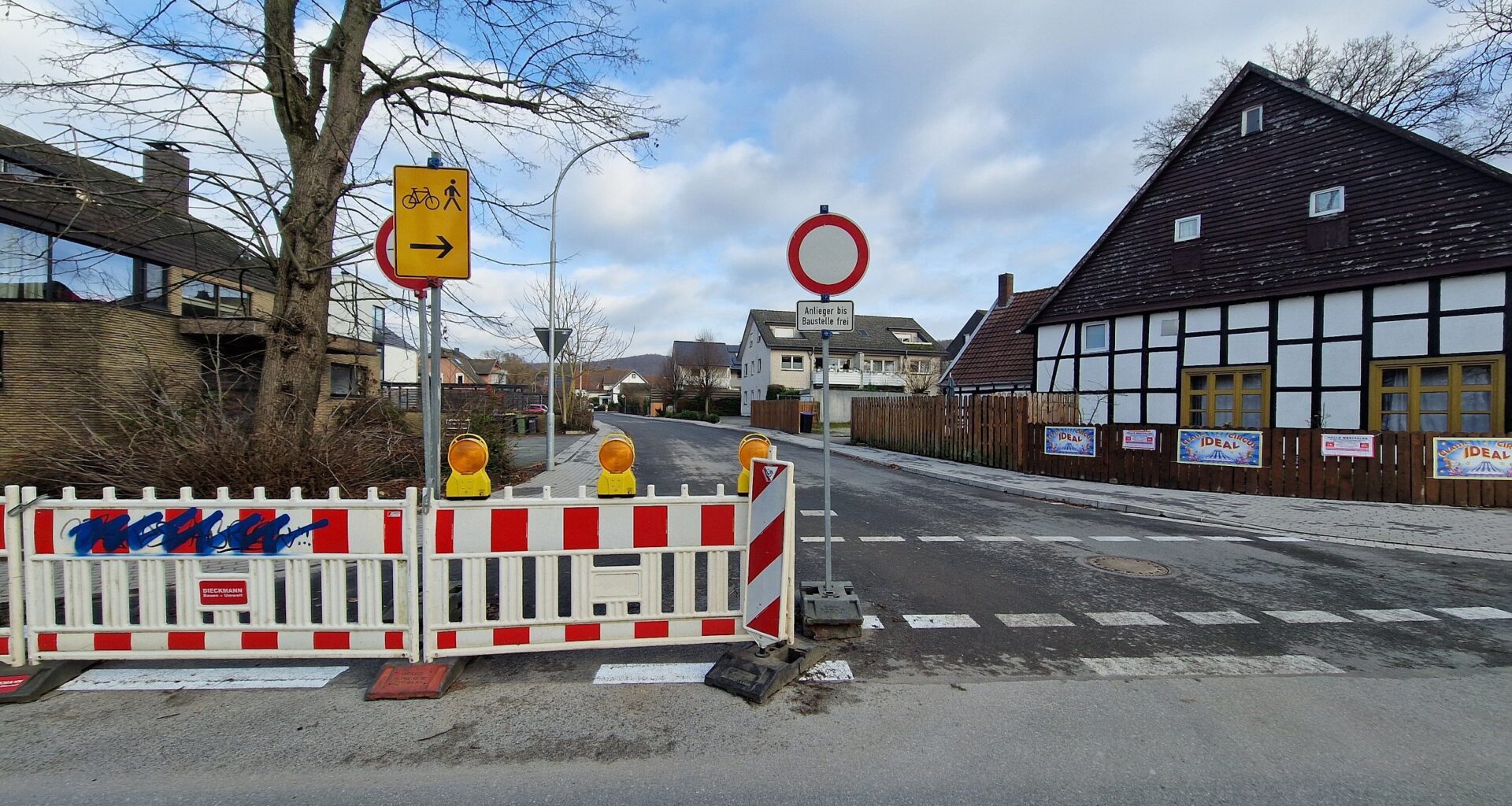 Letztes Drittel der Erneuerungsarbeiten der Straße von Halle nach Werther | Haller Kreisblatt