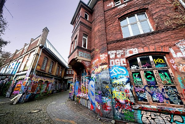 Im Bistro der Weberei kann am Silvester ins neue Jahr getanzt werden. - © Andreas Frücht