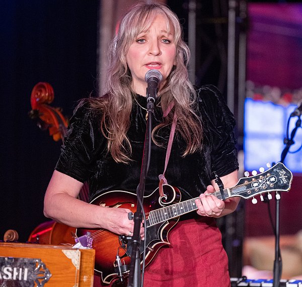 Multiinstrumentalistin Anne de Wolff. - © Oliver Krato