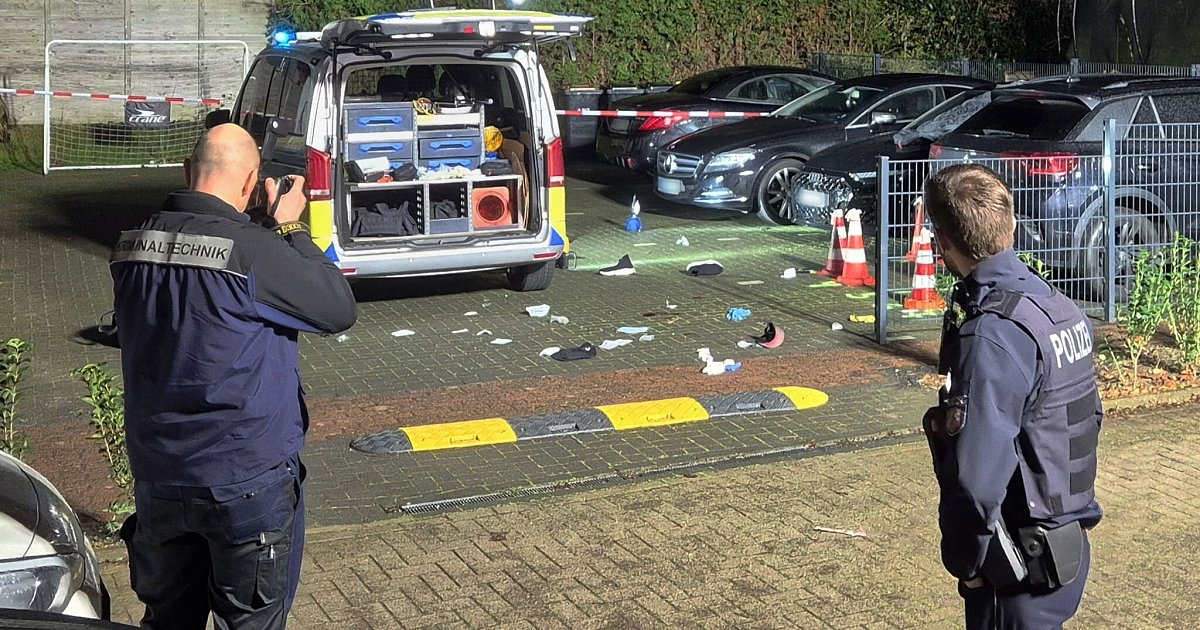 Er saß im Auto: 36-Jähriger in Köln angeschossen