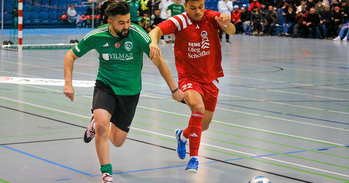 Im Video-Livestream: Bielefelder Hallenfußball-Stadtmeisterschaft 2025