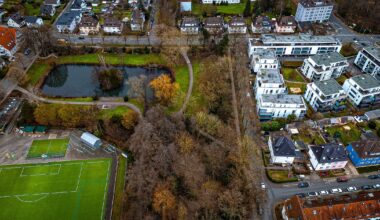Zwei junge Männer in Bielefelder Parkanlage ausgeraubt und geschlagen