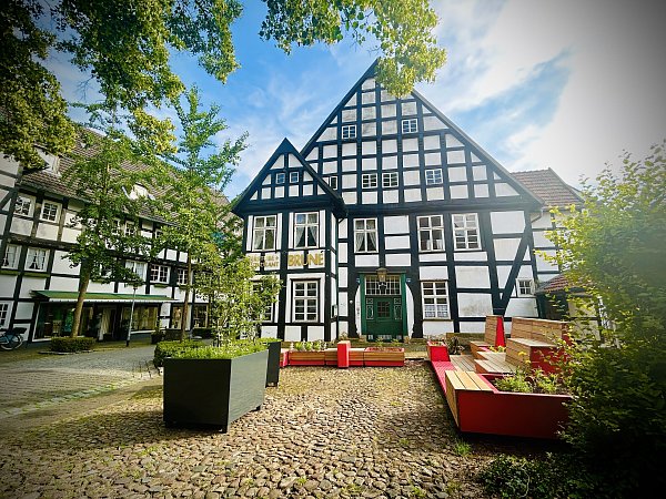 Das Haller Haus Brune, ein besonderes Denkmal mit langer Geschichte und aktuell im Besitz der Stadt Halle, wurde an Odilia verkauft. - © Nicole Donath