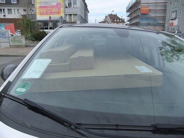 Fahrersitz nur teilweise nutzbar - © Bielefeld