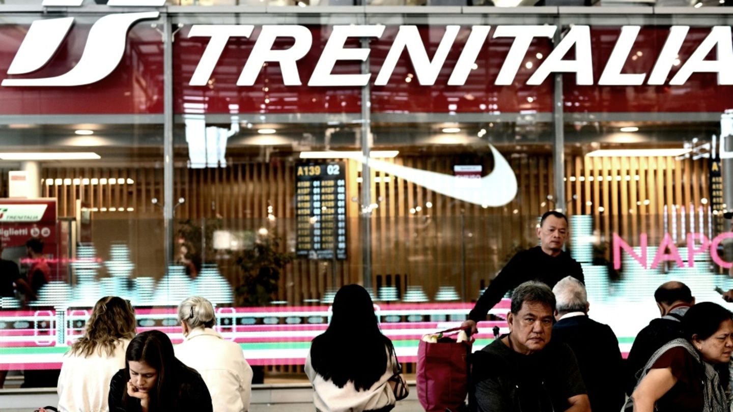 Logo von Trenitalia in Rom