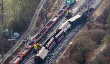 Große Schäden nach Zugunfall zwischen Hannover und Göttingen
