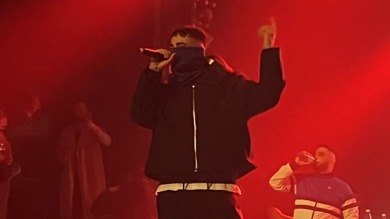 Rapper feiert 40. mit Fans: So lief Haftbefehls Geburtstagssause | Unterhaltung