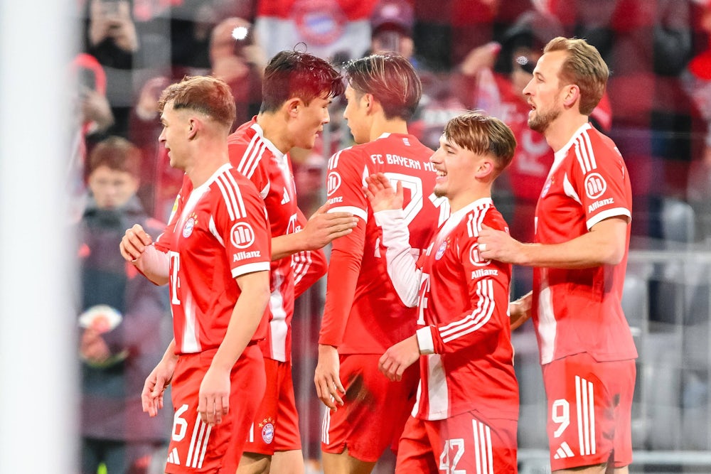 Ob Lennart Karl und sein FC Bayern München wieder Grund zum Jubeln haben werden? Heute geht es in der Allianz Arena gegen den VfL Wolfsburg.