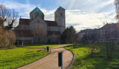 Neugestaltete Grünfläche freigegeben | halloherne.de