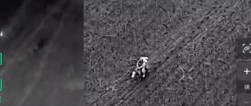 Newsticker zum Ukraine-Krieg: Russische Soldaten auf Pferden