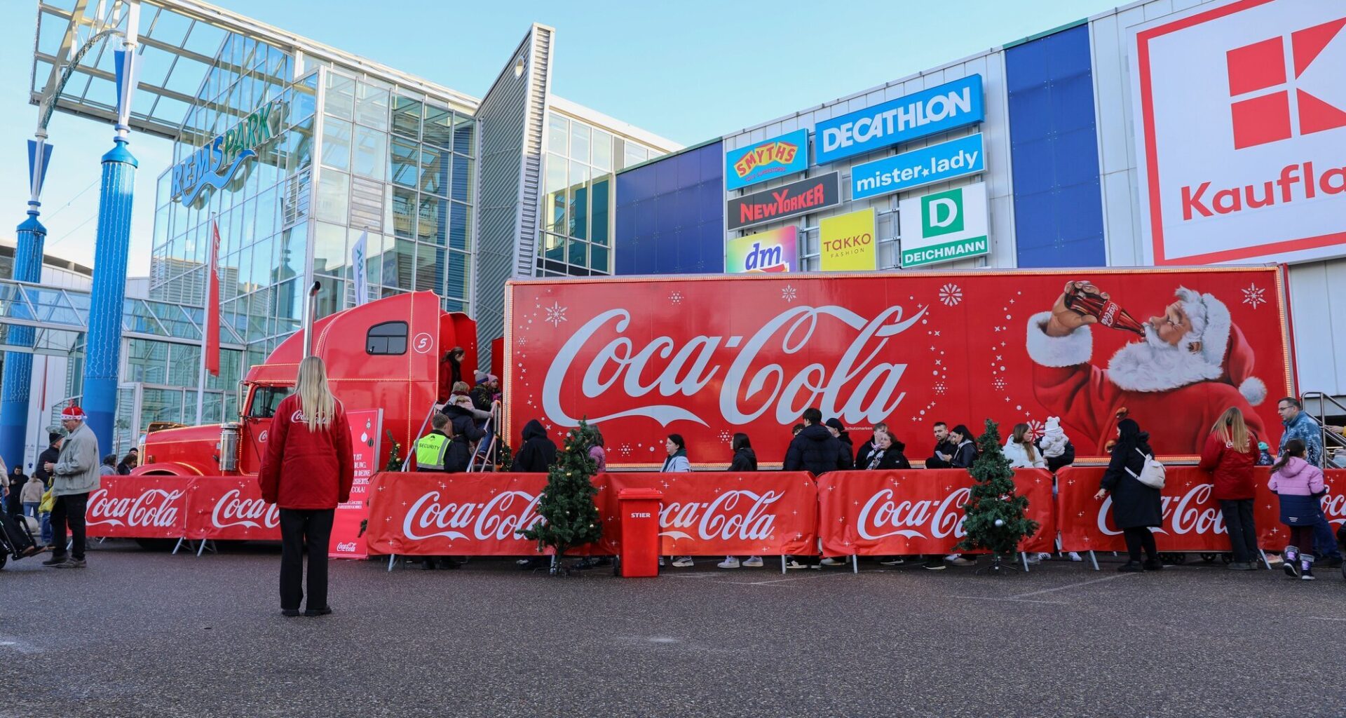 Frauke Lippert Volontärin Waiblingen Profilbild Auorenbild Köpfle