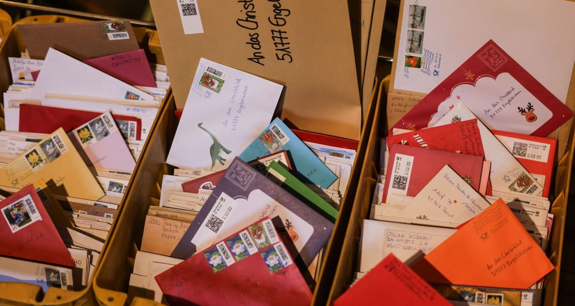 90.000 Briefe ans Christkind in Engelskirchen eingetroffen - Nachrichten aus Deutschland