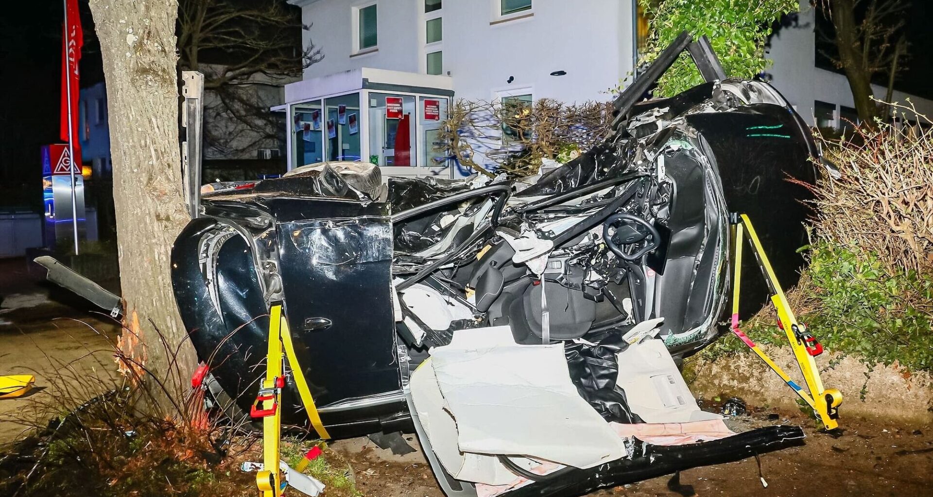 Raser-Prozess in Stuttgart: Warum ein Zeuge im Gericht festgenommen wurde - Nachrichten aus Stuttgart