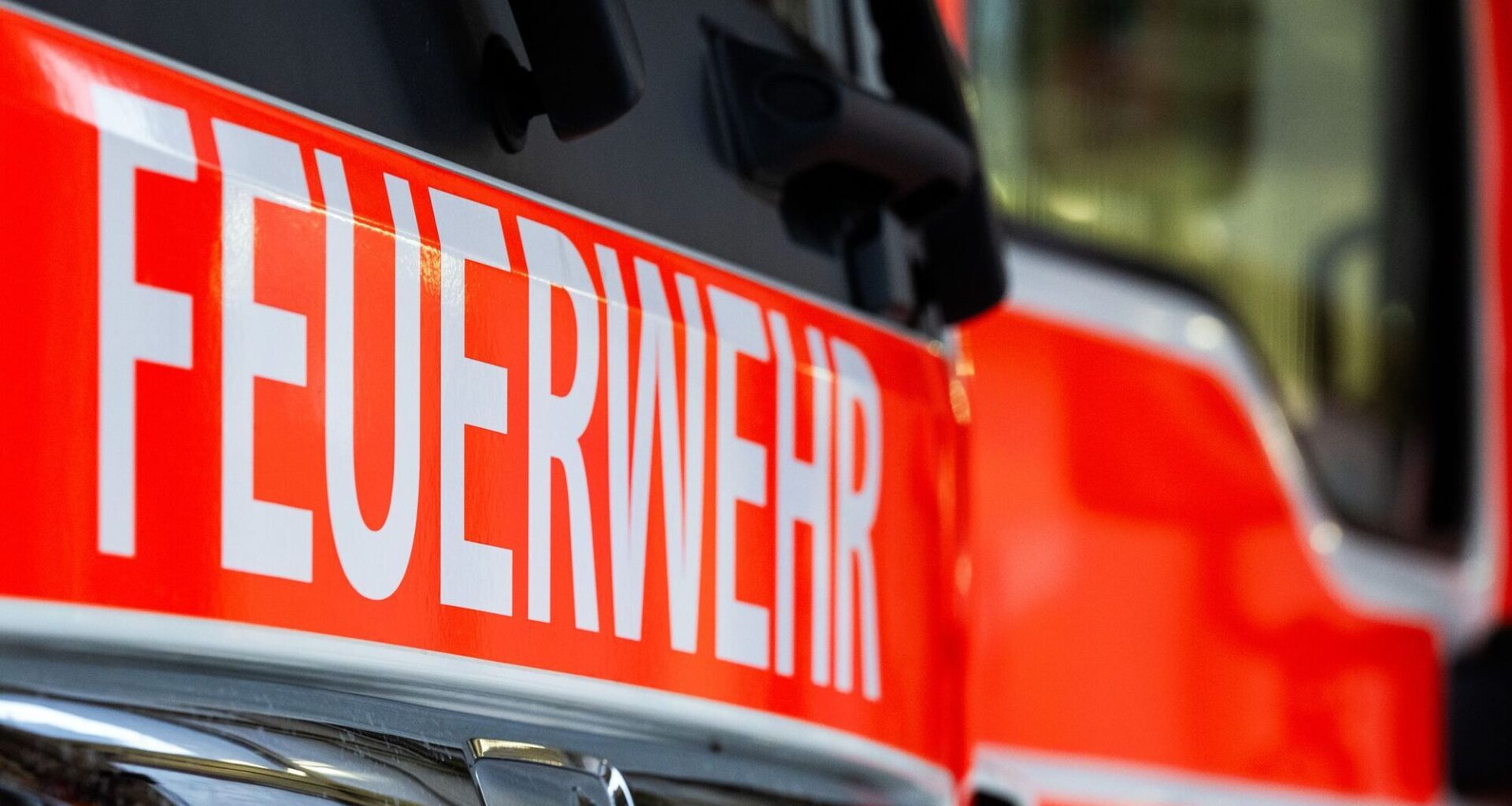 Feuer in Mannheimer Wohnhaus – mehrere Verletzte - Baden-Württemberg