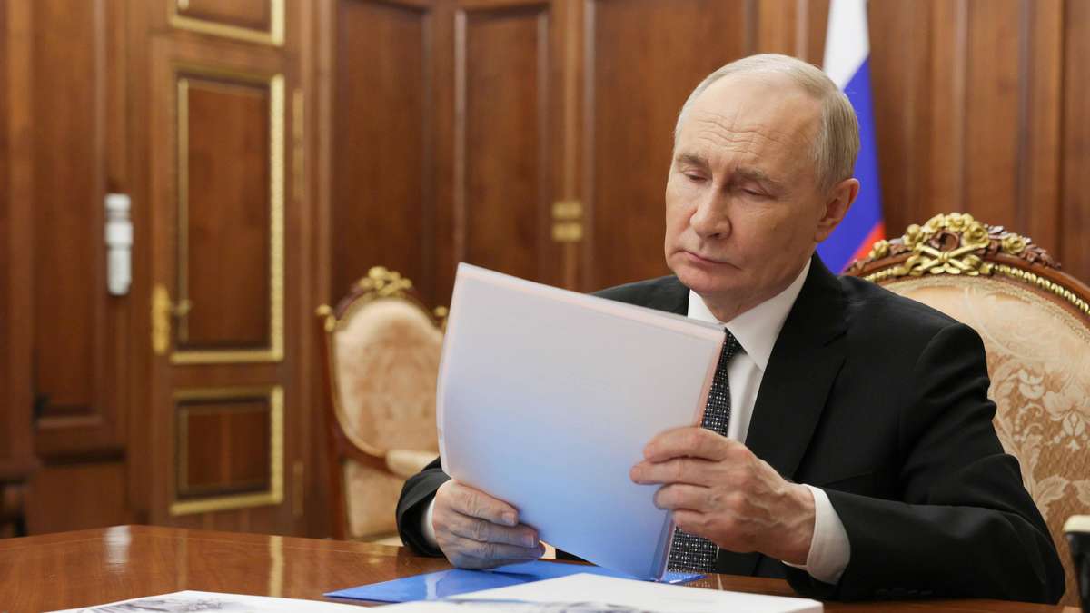Russlands Wirtschaft isoliert – noch mehr Banken lassen Putin hängen