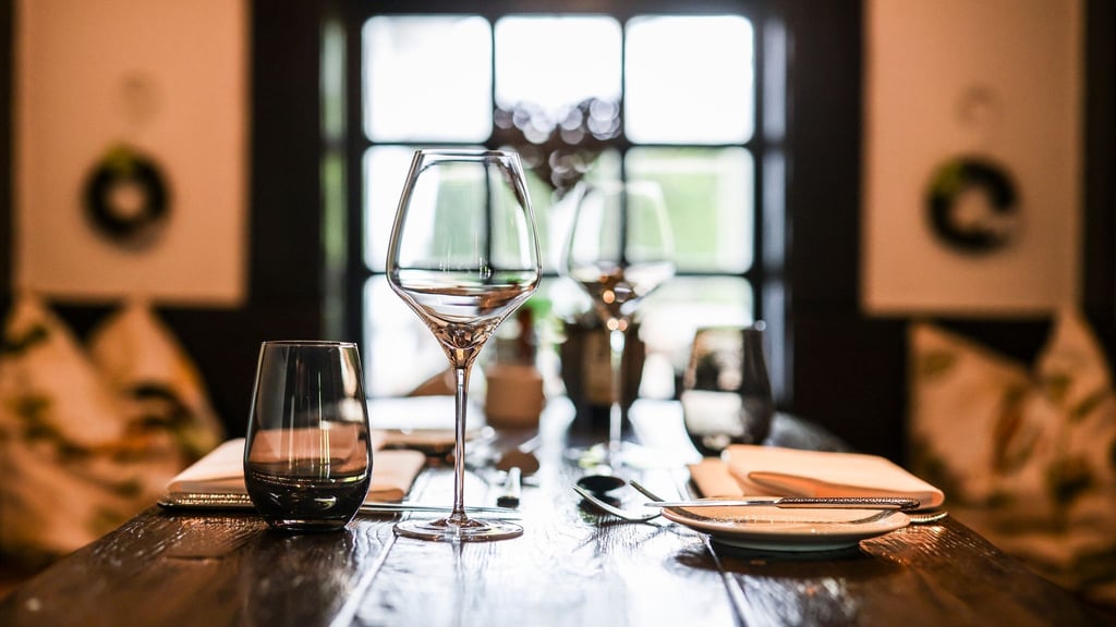 Gäste halten sich bei Alkohol und Menüs zurück